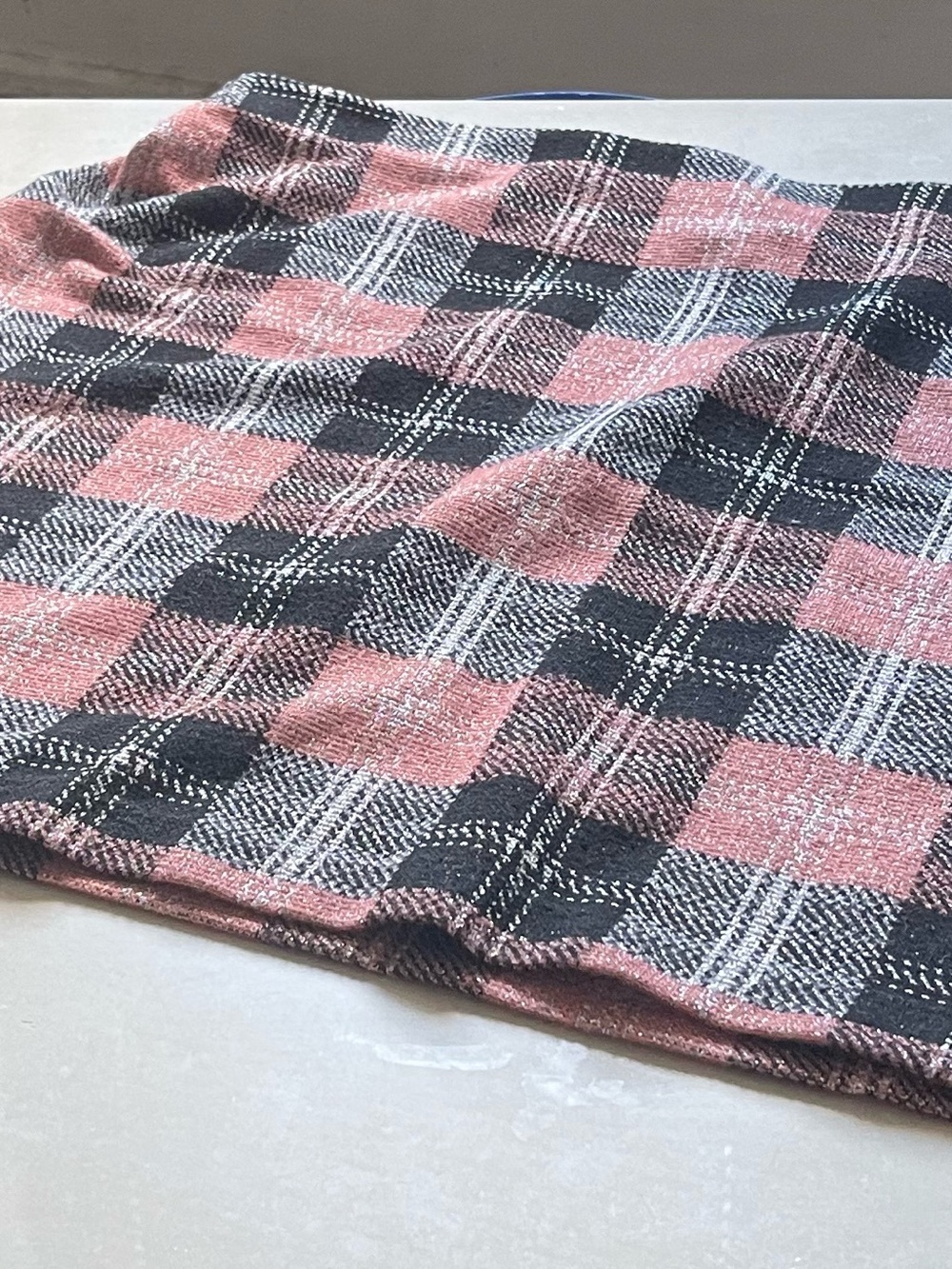 H&M Pink & Black Plaid Stretchy Pencil Skirt Size L